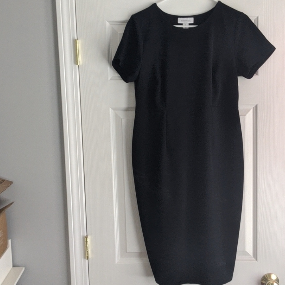 NWT Motherhood Maternity Dress